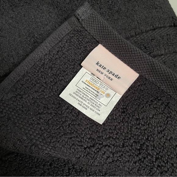 Kate Spade New York Black Bath Towel Set of 2 NWT - Picture 7 of 8